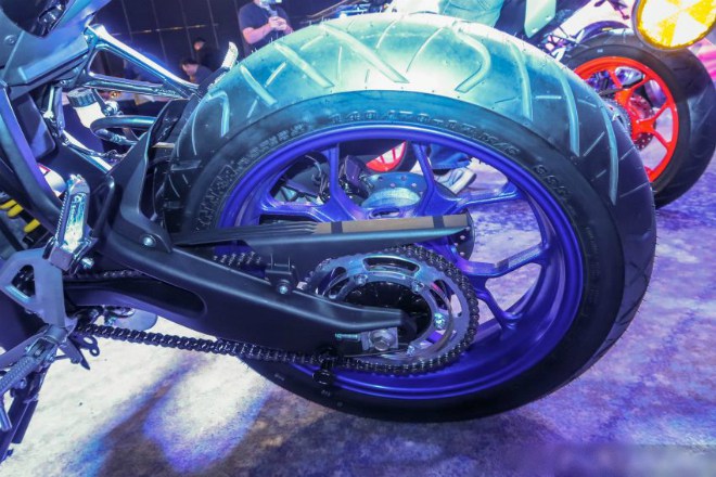 2020 Yamaha MT-15 mở rộng thị trường, so kè Honda CB150R Streetster - 15