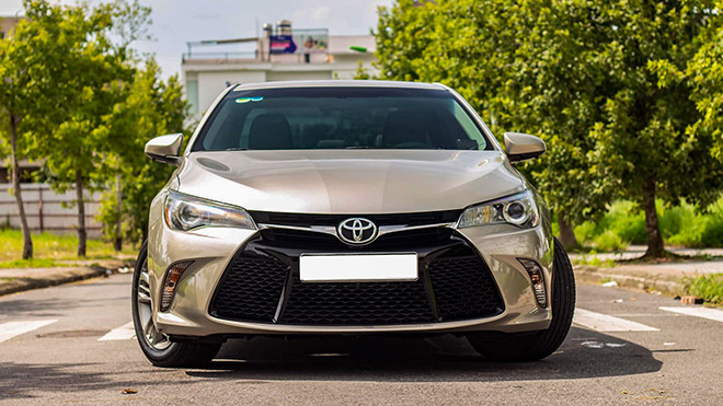 Toyota Camry nhập Mỹ chạy chán bán cao hơn xe mới - 3