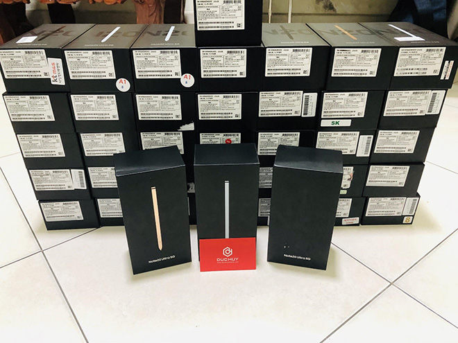 Samsung Galaxy Note 20, Note 20 Ultra và Note 20 Ultra 5G có sẵn hàng tại Đức Huy Mobile.