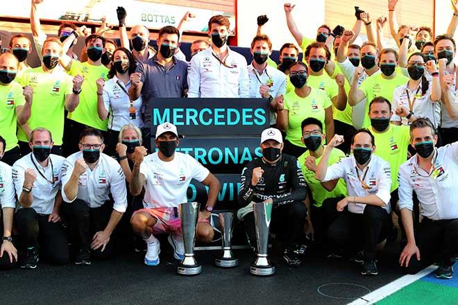 Đua xe F1, Tuscan GP: “Nhà vua” Hamilton chạm mốc 90 chiến thắng - 2