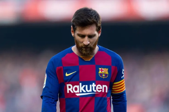 HLV Koeman thanh lọc Barcelona để phục vụ Messi: 12 sao bật bãi là ai? - 1