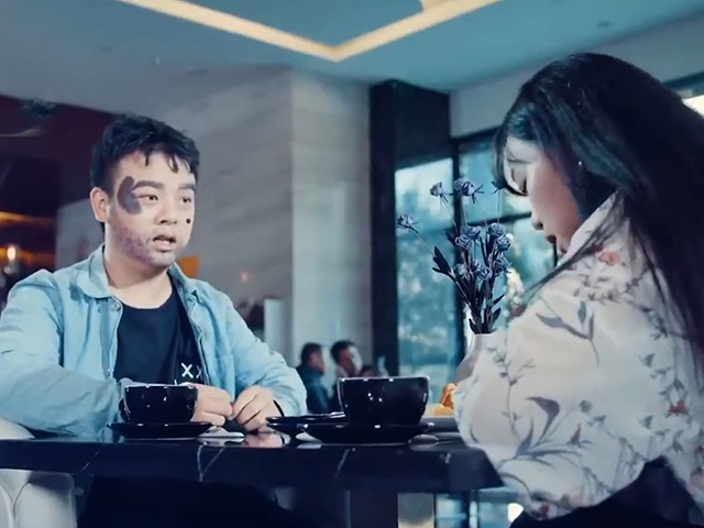 Cười 24H - Anh đây tuy xấu nhưng kết cấu nhà anh... giàu