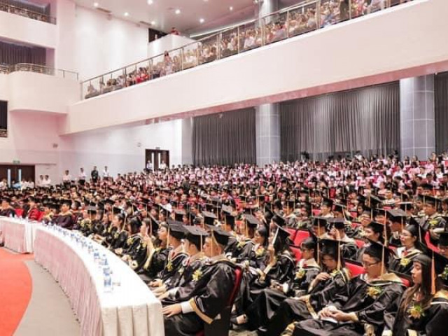 Giáo dục - du học - Không có hiệu trưởng, hàng ngàn sinh viên chưa được nhận bằng tốt nghiệp