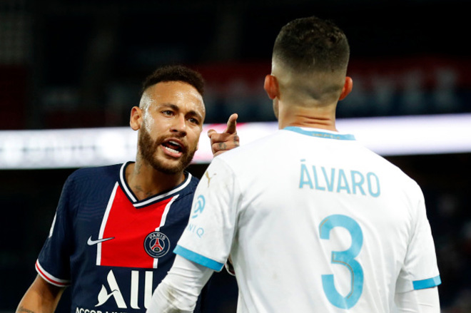 Neymar nhận thẻ đỏ sau khi xô xát với cầu thủ Marseille