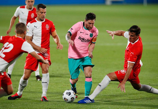Video highlight trận Barcelona - Girona: Messi lập siêu phẩm, mãn nhãn tiệc bàn thắng - 2