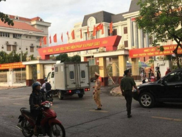 Đang xét xử vợ Đường "Nhuệ" và 4 cán bộ "hô biến" kết quả đấu giá đất