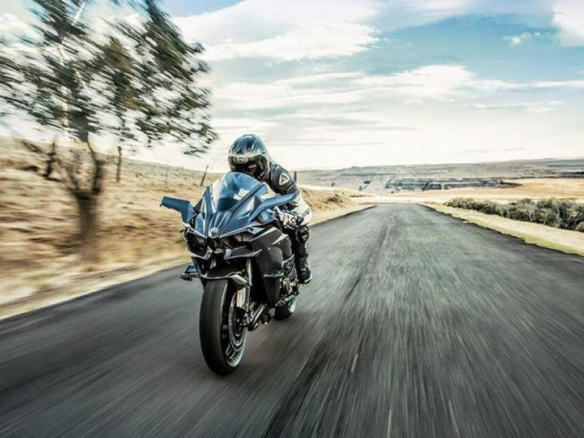 Xe máy - Xe đạp - Ma vương tốc độ Kawasaki Ninja H2R sắp bị khai tử
