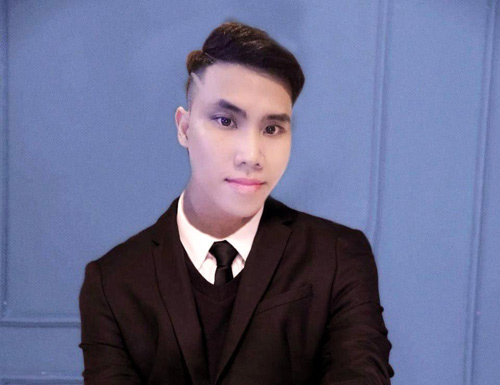 Lê Công Quý người giúp nhiều nghệ sỹ sở hữu tích xanh facebook