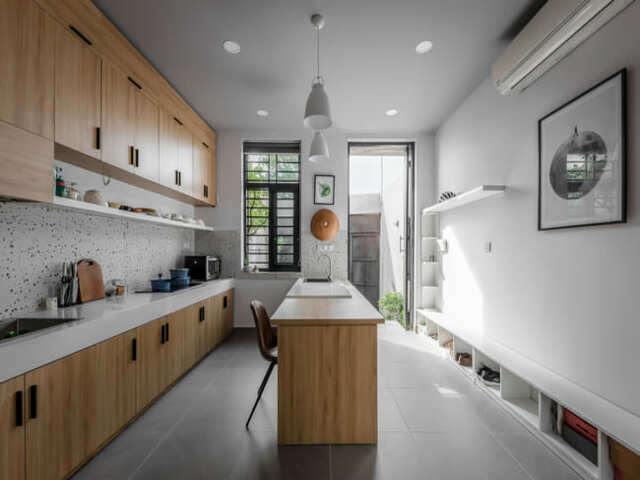 Kinh doanh - Nhà ống không phòng khách "cực dị" của vợ chồng trẻ ở Đồng Nai