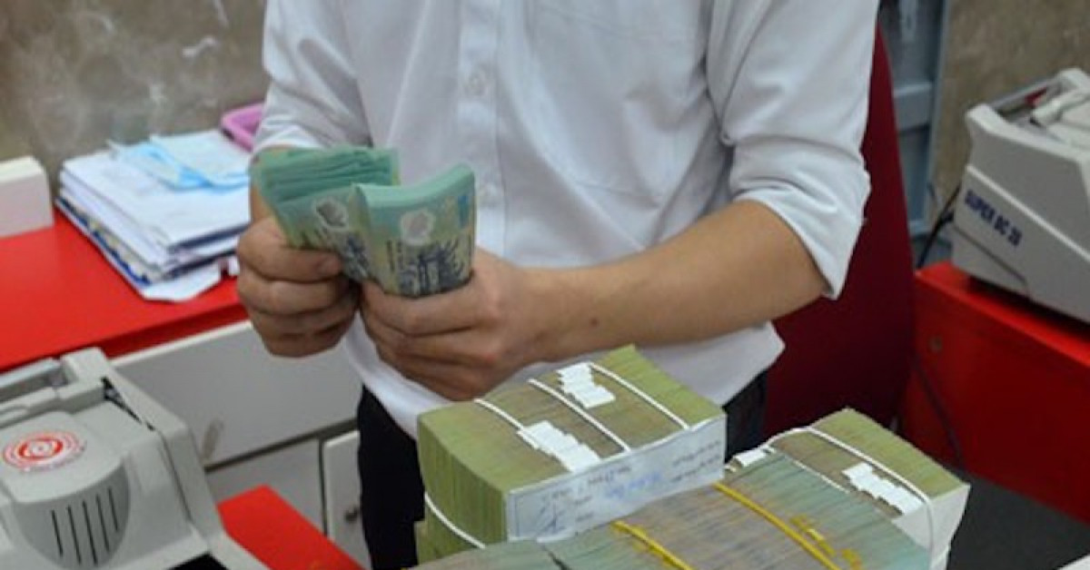 Kinh doanh - Lãi suất tiền gửi xuống mức &quot;siêu&quot; thấp