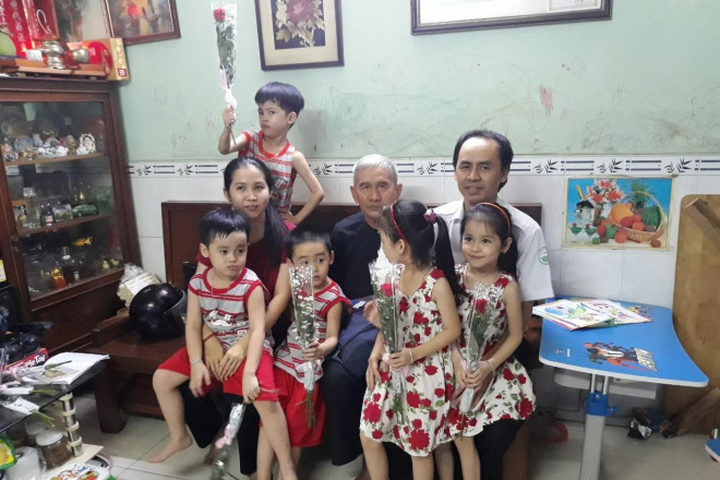 Tiết lộ cuộc sống đặc biệt của những đứa trẻ trong ca sinh 5 duy nhất ở Việt Nam sau 7 năm - 3