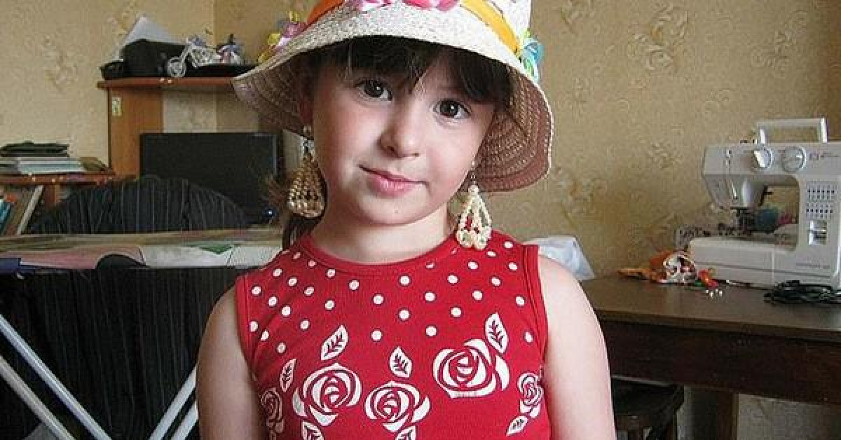 Thế giới - Nga chấn động vì hai chị em ruột bị nhân tình của mẹ cưỡng hiếp, sát hại dã man