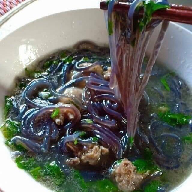 Sợi miến dong đen sì như sợi tóc đang bán tràn ngập chợ mạng hóa ra lại là đặc sản hiếm có - 4
