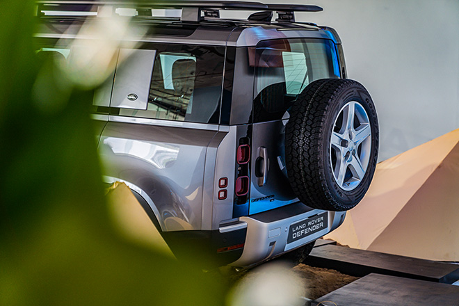 Land Rover Defender thế hệ mới ra mắt thị trường Việt, giá bán hơn 3,8 tỷ đồng - 7