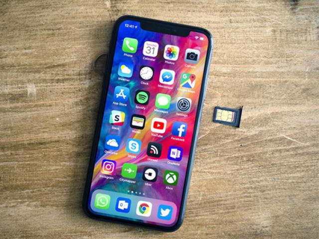 Thời trang Hi-tech - Đây là hai mẫu iPhone tương đồng thiết kế, giá mềm và rất bền