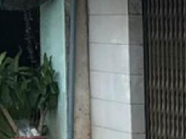 Pháp luật - Vào quán cà phê nghỉ chân, chủ tiệm vàng ôm hận!