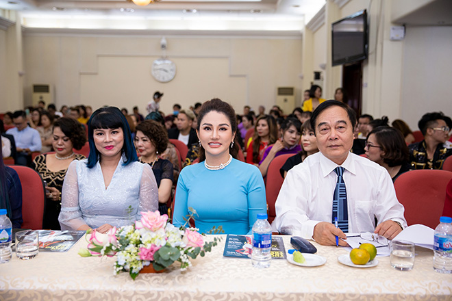 Trăn trở về chuẩn hóa đào tạo nghề làm đẹp tại Việt Nam của nữ doanh nhân tài ba - 1