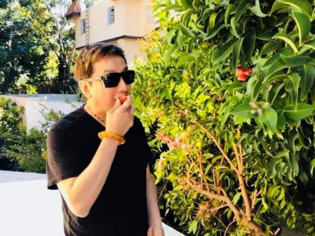 Ca nhạc - MTV - "Ông hoàng nhạc nghèo" Trường Vũ hé lộ không gian sống mơ ước