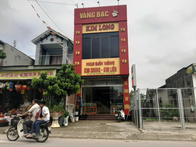Cửa hàng vàng Kim Long, nơi nam sinh T. đột nhập trộm cắp tài sản.