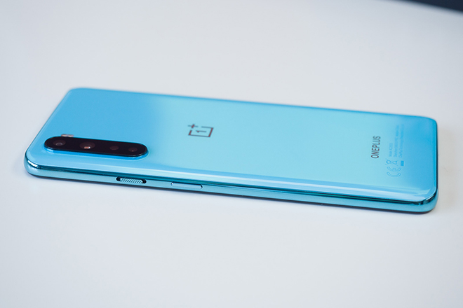OnePlus 8T liệu có đáng với mức giá chát chúa - 2