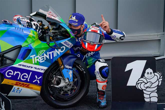 Đua xe MotoGP, Emilia Romagna GP: Vinales đăng quang, cuộc chiến tiếp diễn &#34;bất thường&#34; - 2