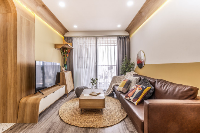 Phòng khách được trang trí nội thất hiện đại với đủ gam màu khiến không gian nổi bật theo từng chi tiết.