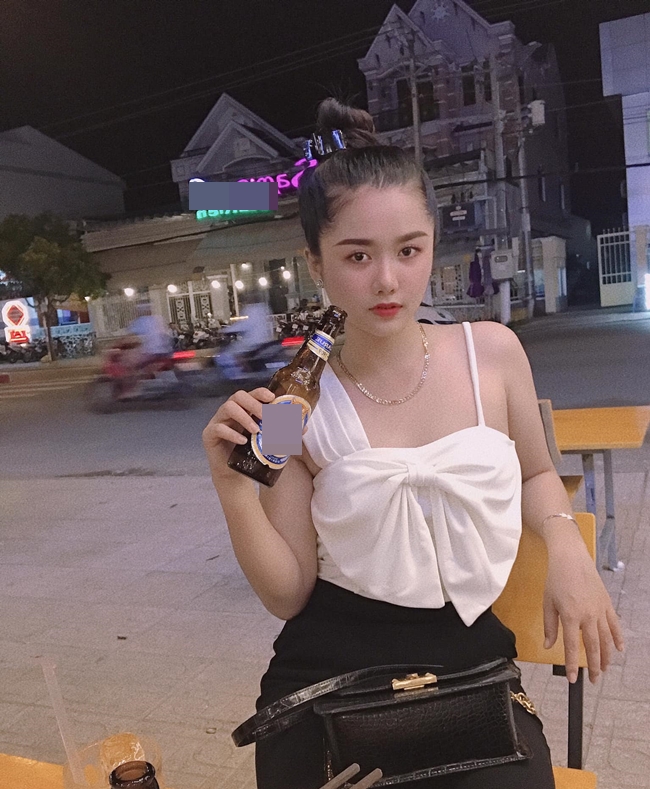 Như Quỳnh còn chia sẻ cô từng xử gọn hai tên &#34;yêu râu xanh&#34; khiến họ bỏ chạy.&nbsp;
