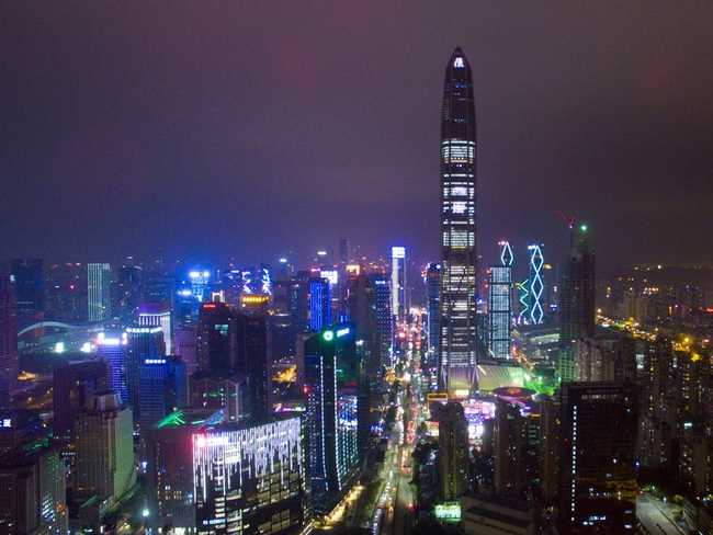4. Trung tâm Tài chính Ping An

Chiều cao: 598 m

Số tầng: 115

Vị trí: Thâm Quyến, Trung Quốc

Ngày hoàn thành: 2017
