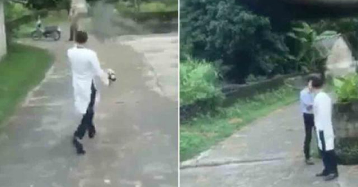 Bạn trẻ - Cuộc sống - Chú rể gây bất ngờ khi không nhớ lối vào nhà cô dâu lẫn tên bố vợ trong ngày cưới