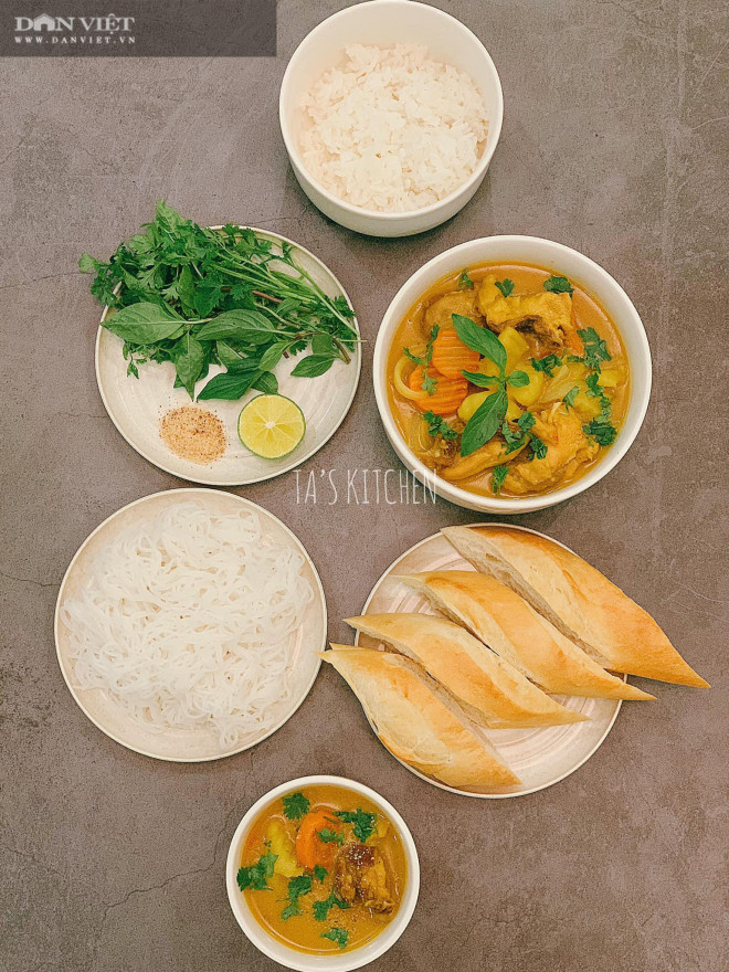 Nấu cà ri gà đổi món cho gia đình vào những ngày gió mùa về