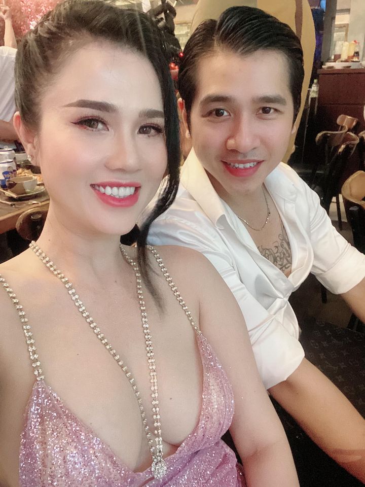 Bà xã ca sĩ Tiêu Quang tâm sự chuyện tái xuất showbiz sau sinh con - 6