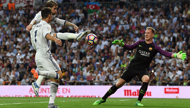 Tin HOT bóng đá tối 24/9: Mourinho chọc ngoáy Zidane vụ Gareth Bale - 2