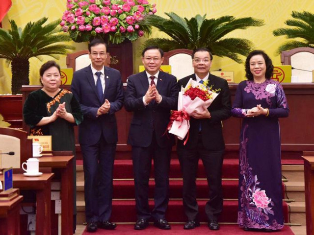 Ông Chu Ngọc Anh trong ngày đầu tiên nhận nhiệm vụ Chủ tịch UBND TP Hà Nội