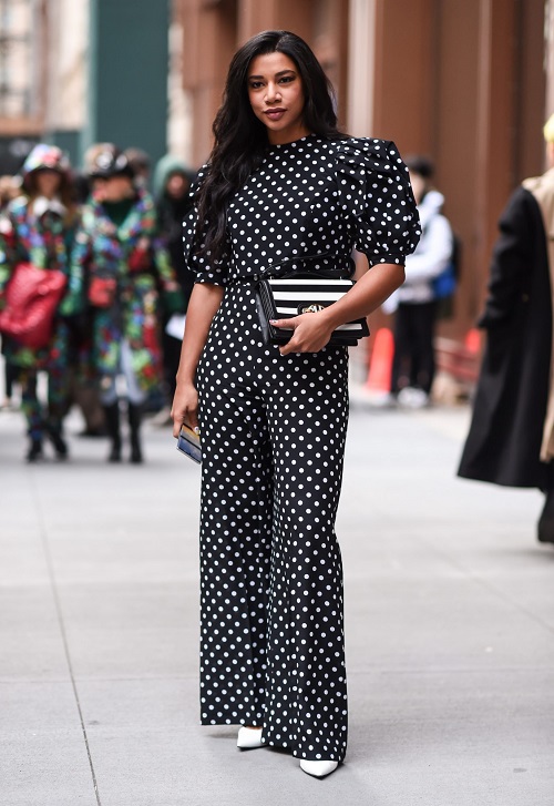 Mẹo phối hợp trang phục họa tiết với nhau đẹp mà không "đồng bóng" - 3