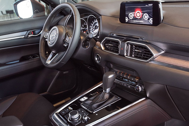 Mazda CX8 bản Deluxe tăng thêm trang bị, giá 999 triệu đồng - 4