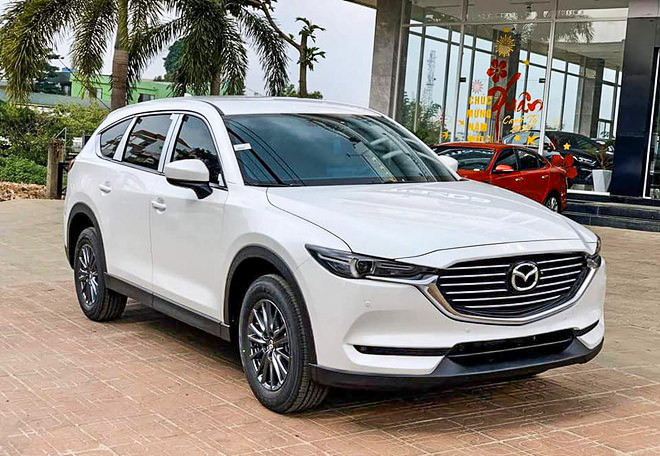 Mazda CX8 bản Deluxe tăng thêm trang bị, giá 999 triệu đồng - 1