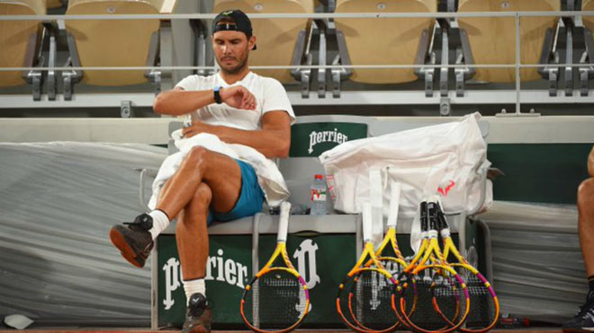 Nadal đã có mặt sớm ở Paris để chuẩn bị cho chiến dịch bảo vệ ngôi vô địch Roland Garros