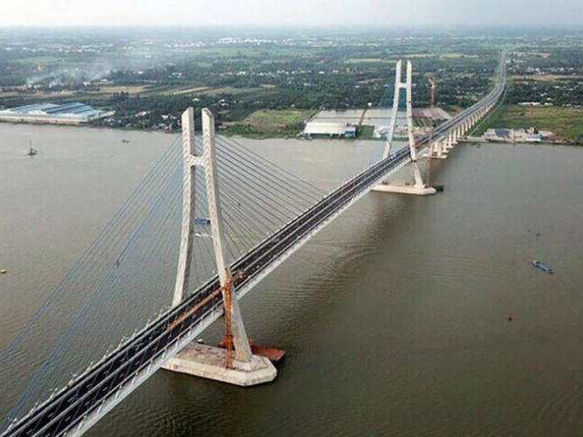 Tin tức trong ngày - Cây cầu đưa những chuyến phà qua sông Hậu vào ký ức