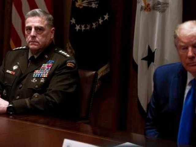 Thế giới - Lầu Năm Góc "đứng ngồi không yên" vì Tổng thống Trump