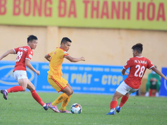 Bóng đá - Video highlight trận Thanh Hóa - Hà Tĩnh: Ngược dòng nghẹt thở, cay đắng phút cuối