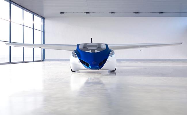 Hãng Aeromobil sro công bố phiên bản sản xuất vào tháng 4 và cho phép đặt hàng với mức giá từ 1,2 đến 1,5 triệu Euro (1,3-1,6 triệu USD) (30 tỷ - 37 tỷ đồng).
