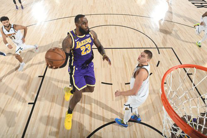 Lebron James thi đấu tuyệt hay giúp Lakers giành chiến thắng&nbsp;