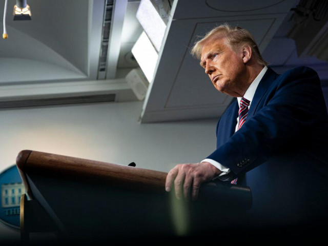 Kinh doanh - Tổng thống Trump gay gắt đáp trả cáo buộc trốn thuế, nói New York Times đưa &quot;tin giả&quot;