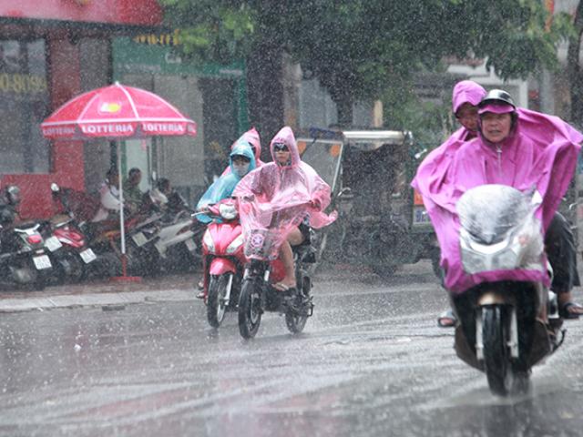 Tin tức trong ngày - Miền Bắc mưa nắng đan xen, cảnh báo lũ quét, sạt lở đất ở vùng núi
