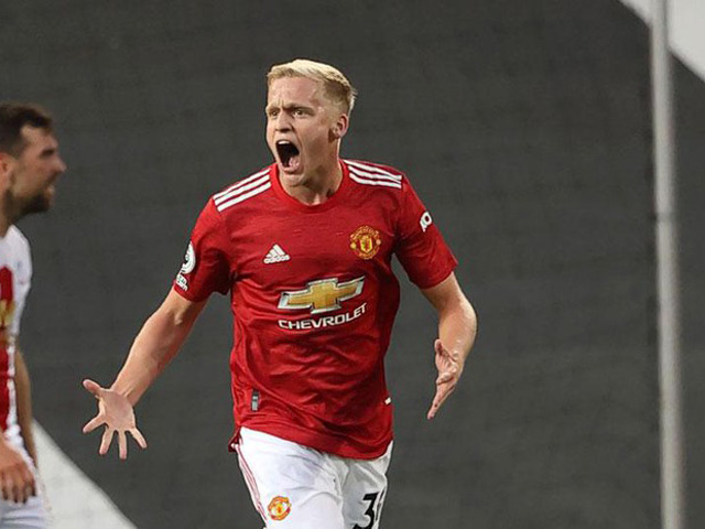 Bóng đá - Tin HOT bóng đá trưa 28/9: Van De Beek ấn tượng với bản lĩnh MU