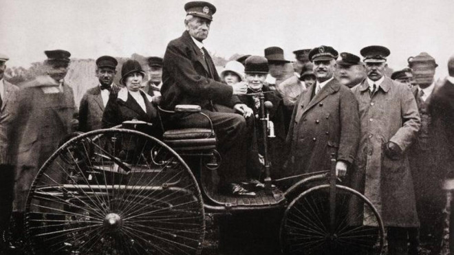 Karl Benz - Cha đẻ của chiếc ô tô đầu tiên trên thế giới Benz Patent Motorwagen