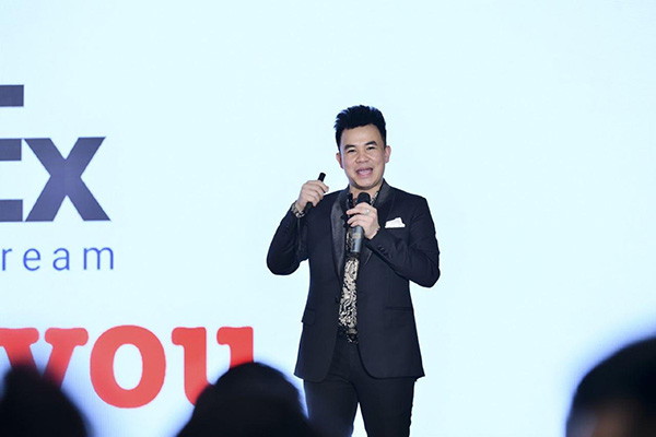 Anh chia sẻ mình từng có rất nhiều khó khăn, va vấp trong nghề.