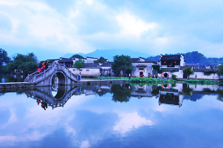 10 thị trấn cổ đẹp mê hồn tại Trung Quốc - 5