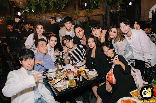 Quán ốc của những anh chàng cao trên 1m80 - 2