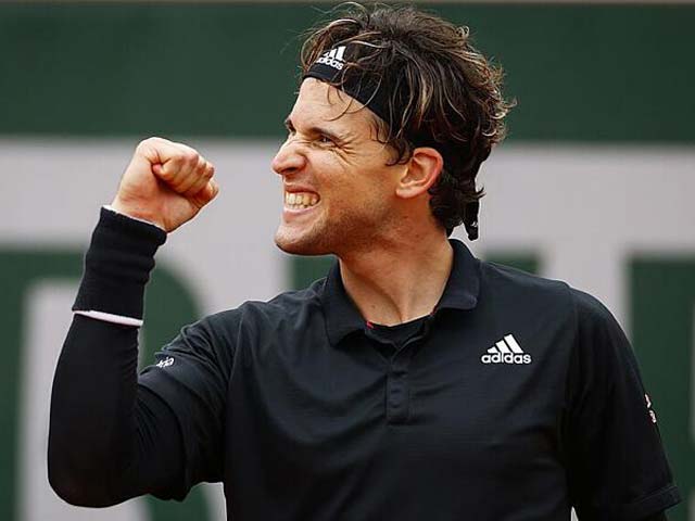 Thể thao - Roland Garros ngày 4: Thiem thể hiện sức mạnh, Wawrinka thắng dễ